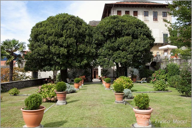 weddings at Palazzo Gemelli lake Orta