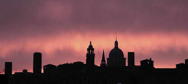 MANTUA, the city encircled by waters