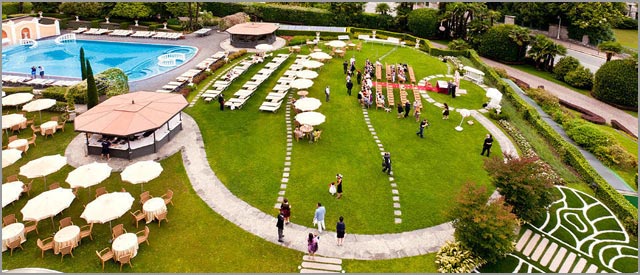 outdoor wedding at Grand Hotel Bristol in Stresa