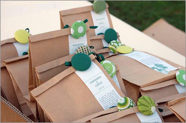 Green themed wedding in Italy