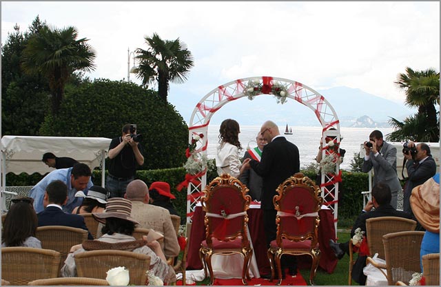 wedding ceremony at Grand Hotel Bristol in Stresa