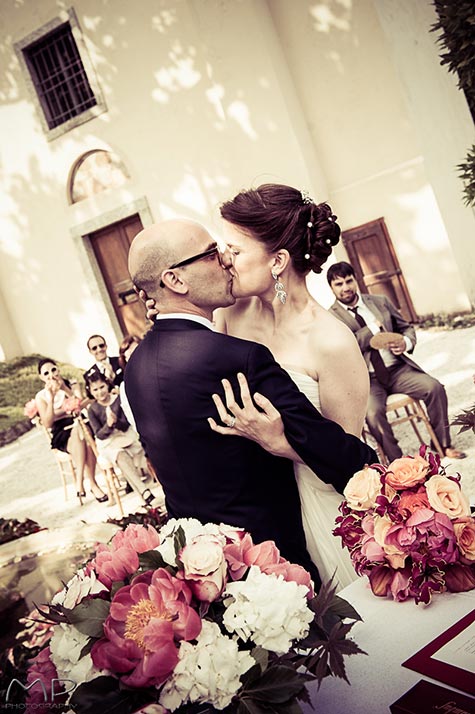 open air wedding ceremony at Villa Balbianello