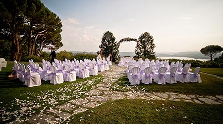 Outdoor wedding decorations