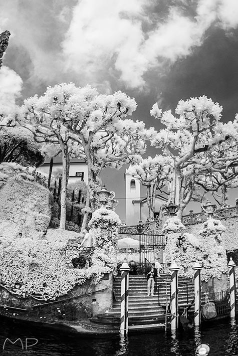 wedding ceremony at Villa del Balbianello