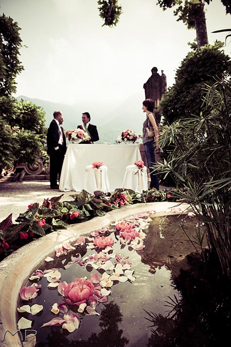 wedding ceremony at Villa del Balbianello