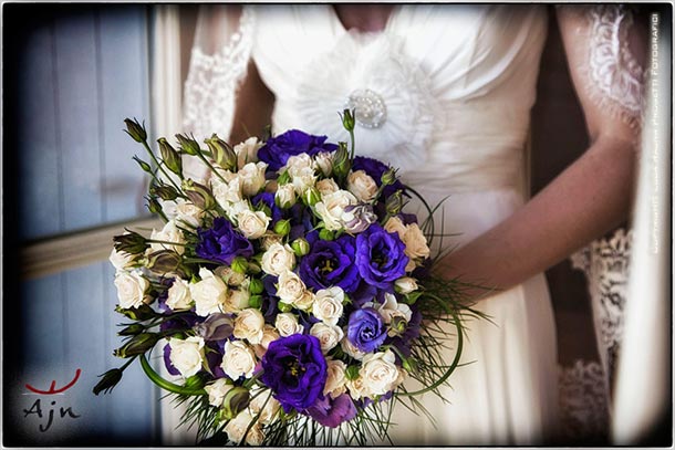 purple_wedding_flowers-in_Italy