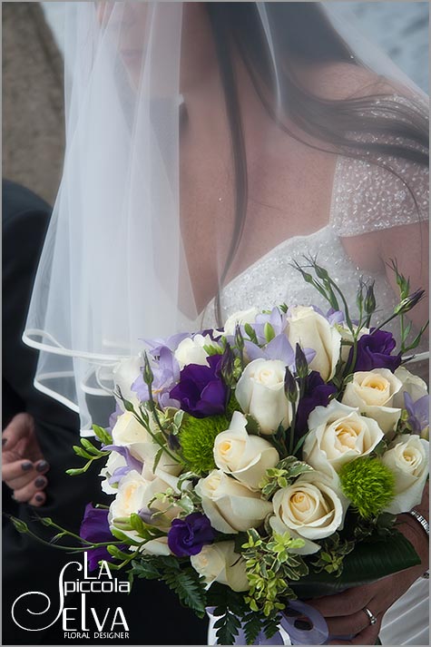 purple_wedding_flowers-in_Italy