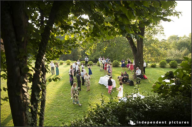 romantic_wedding_overlooking_lake_Orta