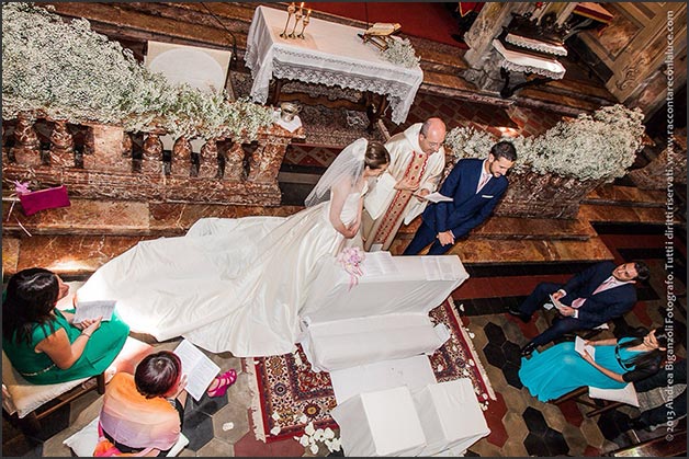 just-married-lake-orta-italy