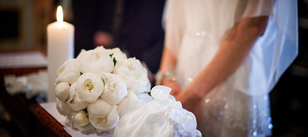 peonies-wedding-in-italy