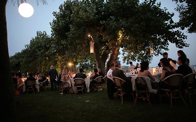 wedding-restaurant-on-the-shores-of-lake-bracciano