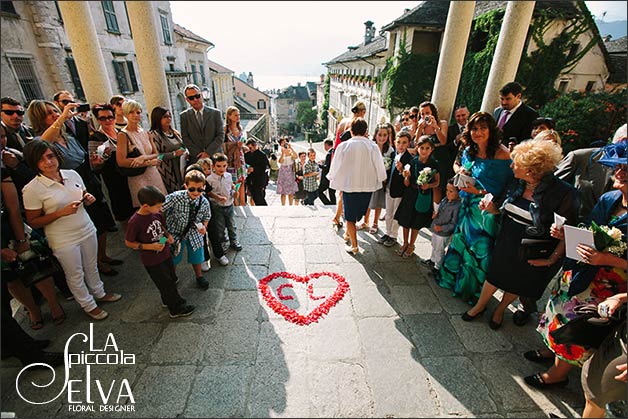 12_wedding-flowers-assunta-church-lake-orta