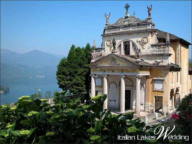 catholic-wedding-Madonna-Bocciola-church-lake-orta