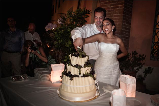 wedding-reception-lake-Trasimeno-Umbria-countryside