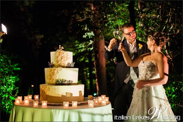 lemon-lavender-italian-wedding-cake