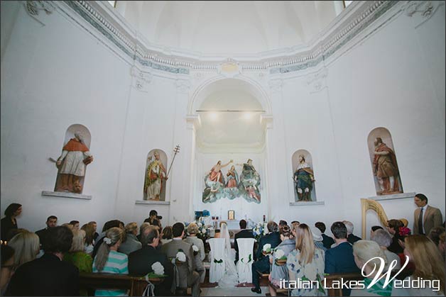 07_catholic-ceremony-church-Sacro-Monte-Ghiffa