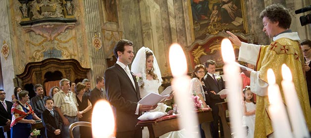 wedding-paperwork-italy