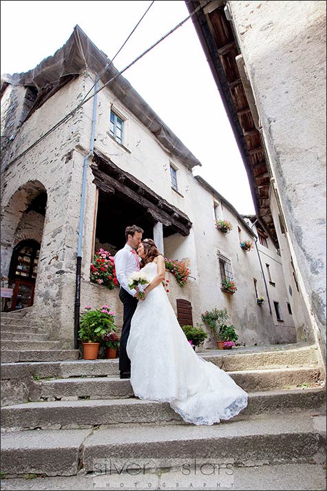 romantic-elope-lake-orta_19