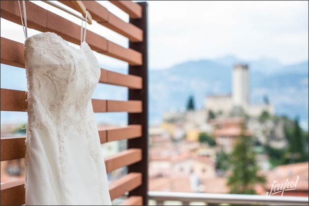 romantic-Malcesine-wedding_03