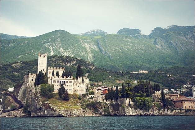 medieval-wedding-in-malcesine