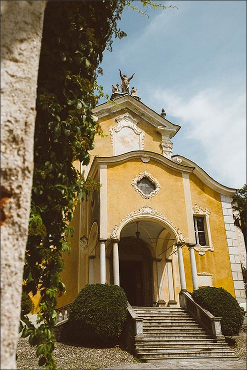 rock-wedding-lake-orta_11