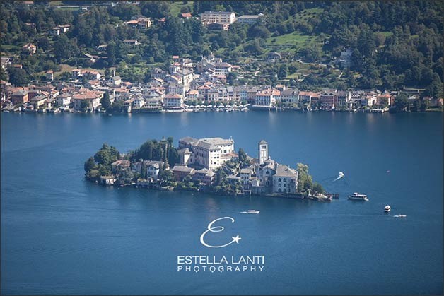 wedding-madonna-del-sasso-church-lake-orta