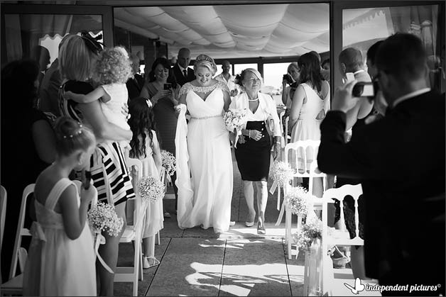 wedding-overlooking-lake-garda