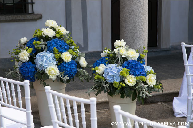 floral-decoration-same-sex-ceremony-villa-bossi