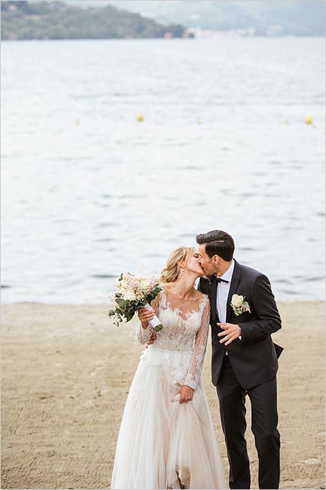 lido-gozzano-beach-wedding-lake-orta