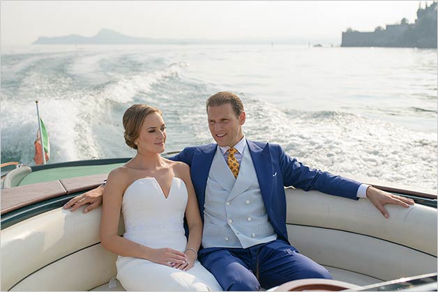 Classy wedding party on Lake Garda