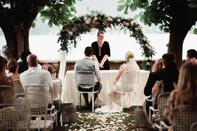 outdoor wedding ceremony on Lake Maggiore