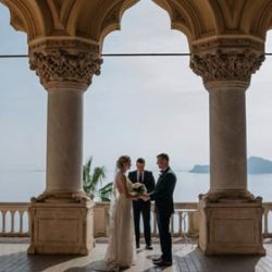 ELOPE IN FALL ON LAKE GARDA