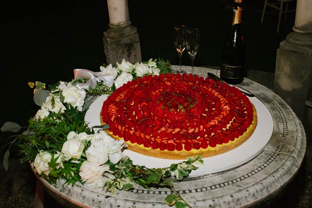 Wedding cake at Villa Passalacqua