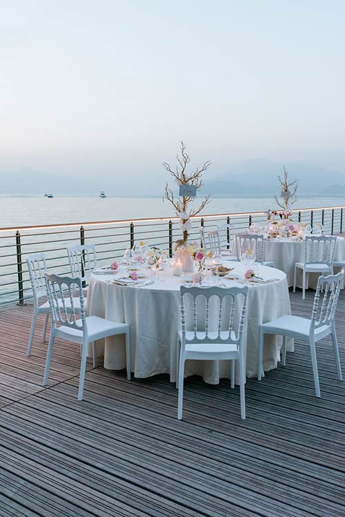 outdoor reception on Lake Garda
