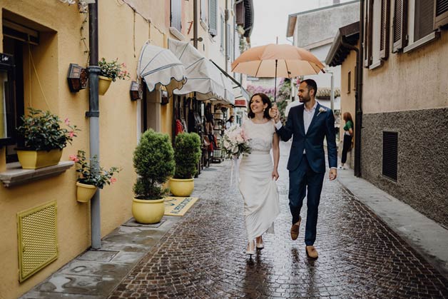 Elope wedding in Sirmione lake Garda