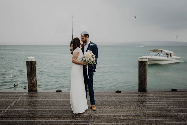 Elope wedding in Sirmione lake Garda