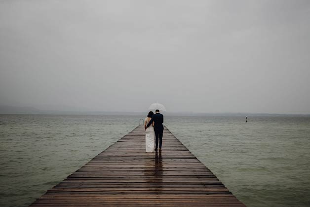 Elope wedding in Sirmione lake Garda