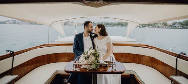 Elope wedding in Sirmione lake Garda