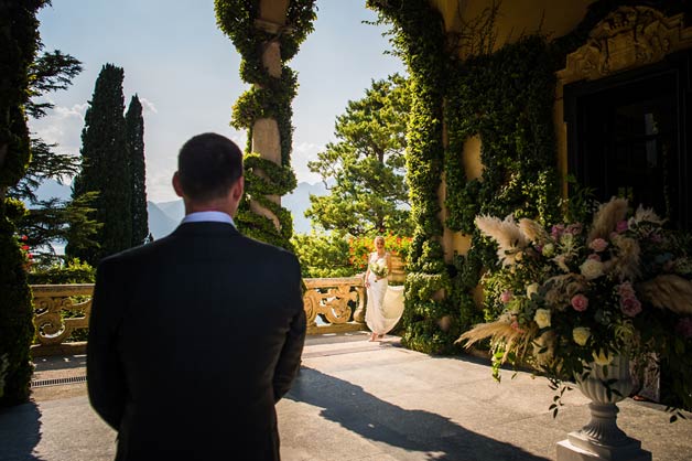 elope on Lake Como