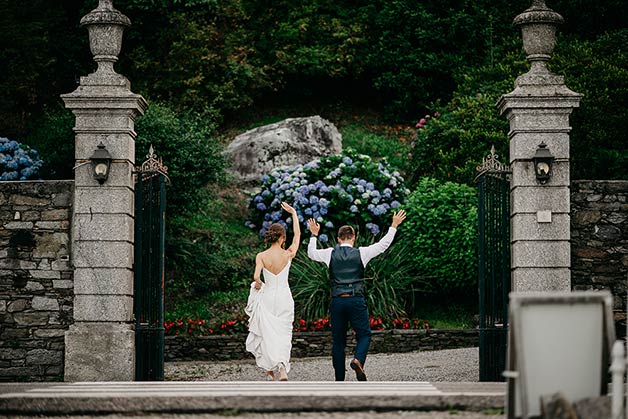 groom and guests took the boats to Villa Claudia