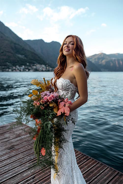 bridal bouquet in Villa Lario, Lake Como