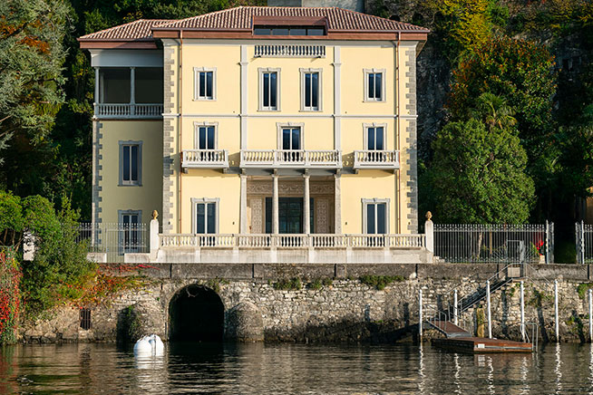 Wedding in Villa Lario - photo by www.villalario.com