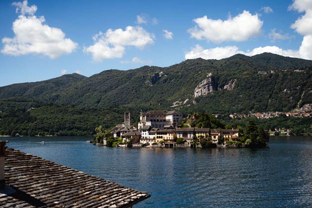 Italian Indian wedding on Lake Orta