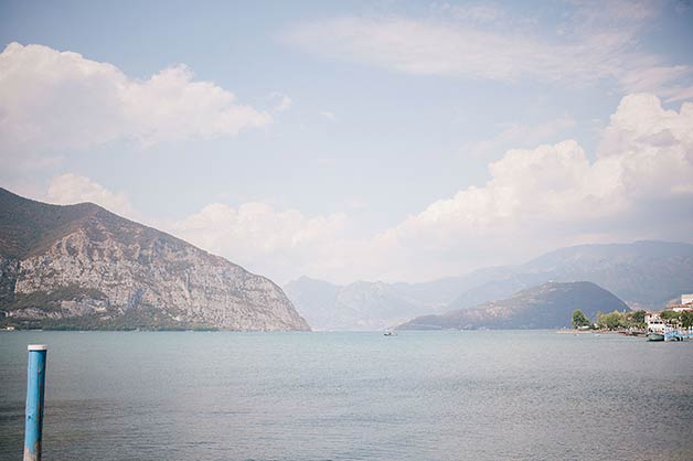 festive wedding on the shores of Lake Iseo