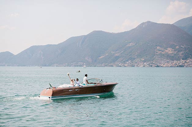 festive wedding on the shores of Lake Iseo