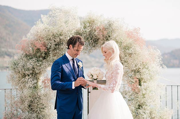 ceremony with a beautiful view of Lake Iseo