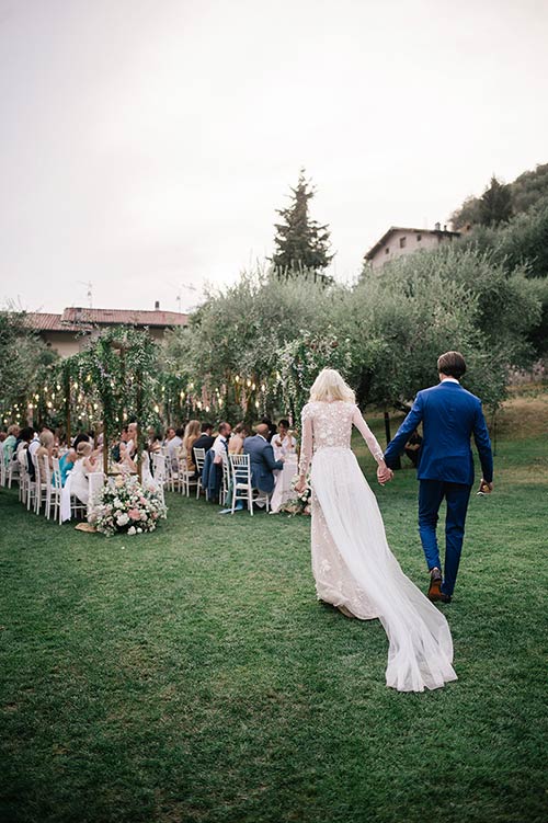 magical atmosphere of a wedding on Lake Iseo