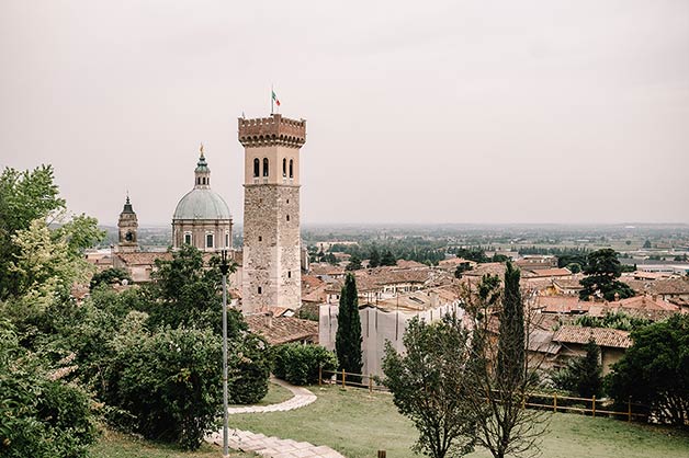 Scottish wedding at Lake Garda