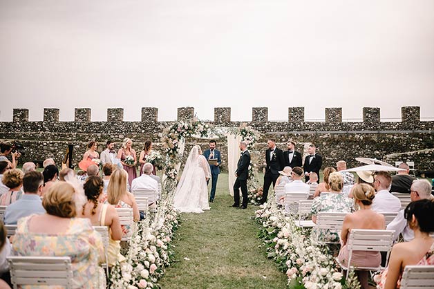 Scottish wedding ceremony at Lake Garda
