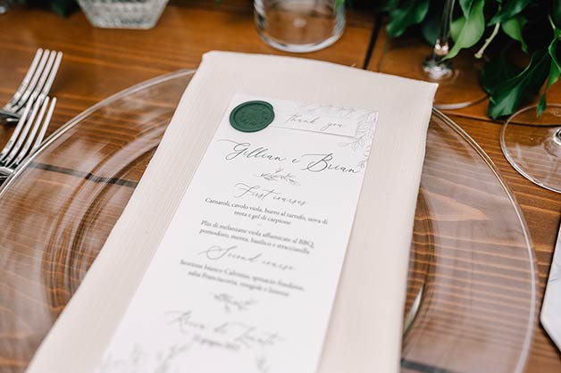 A romantic reception among the olive trees in the garden 